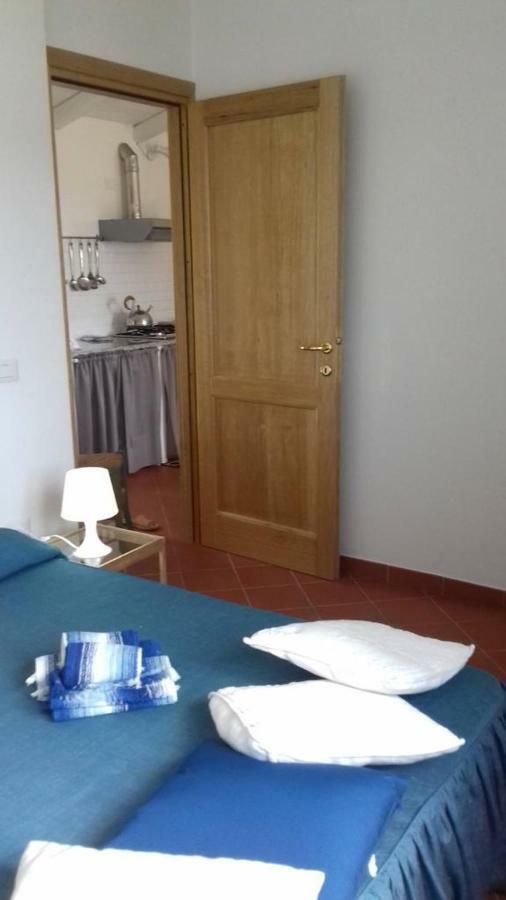 Agriturismo La Valletta Hotel ซานตา เตเรซา กัลลูรา ภายนอก รูปภาพ