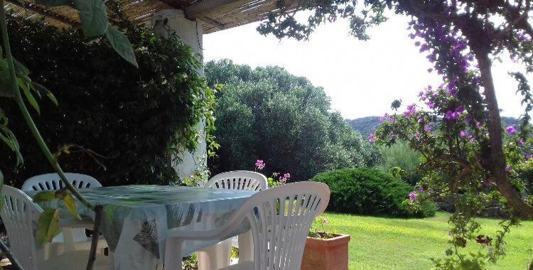 Agriturismo La Valletta Hotel ซานตา เตเรซา กัลลูรา ภายนอก รูปภาพ